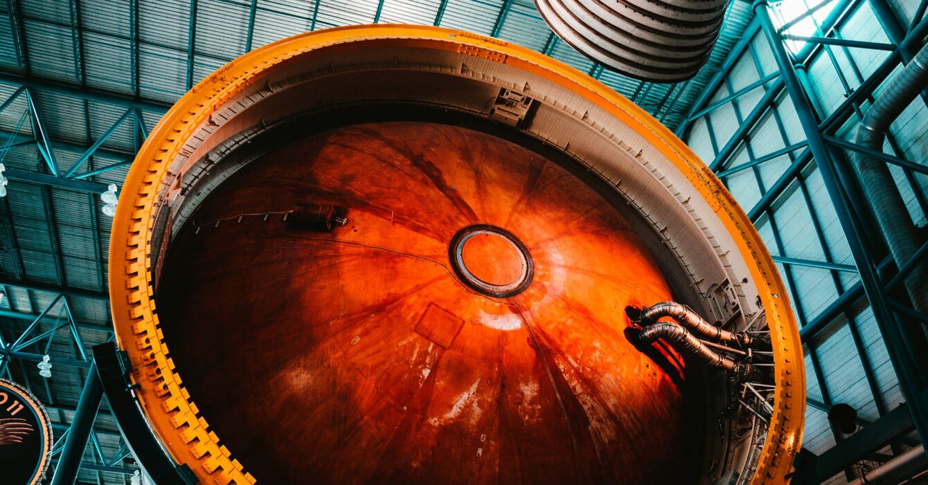 process-building-space-rocket-engine process-building-space-rocket-engine