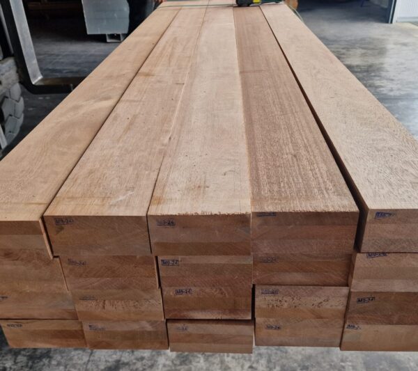 MERANTI A 72x125 - 72x145 / 82x125 - 82x145 (D - K - D)