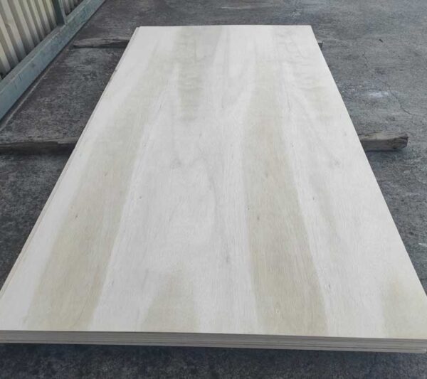 Κόντρα πλακέ ALBASIA ΙΝΔΟΝΗΣΙΑΣ