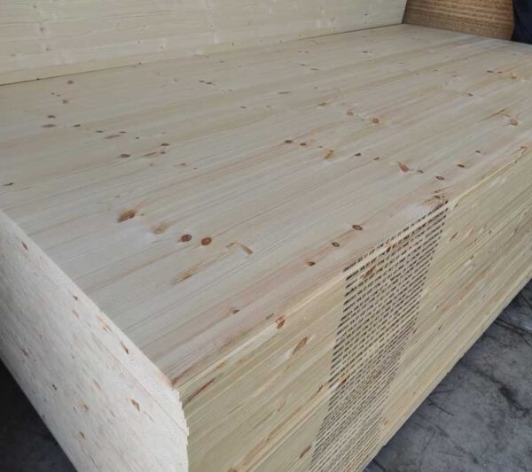 Πεύκο Φινλανδίας με ρόζο (Μονοκόμματο - Edge Glued)