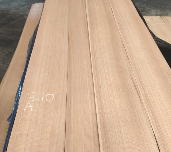 Δρυς Αμερικής Ισόβενος_κόκκινος (Red Amer. Oak , Rift cut)