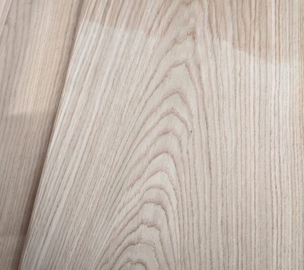 Δρυς Ευρώπης Φαρδύβενος (Oak Europ. Crown cut)