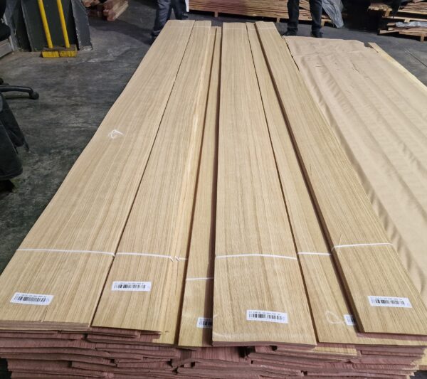 Δρυς Ευρώπης Ισόβενος (Oak Europ. Rift cut)